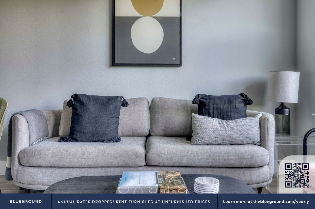 5005 East Parmer Lane - Photo 4 of 113