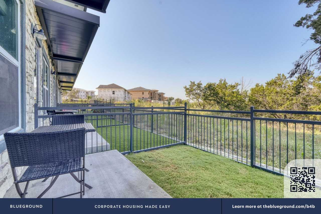 5005 East Parmer Lane - Photo 6 of 113