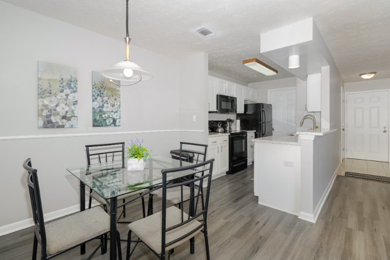 50 Creekwood Dr - Photo 3 of 12