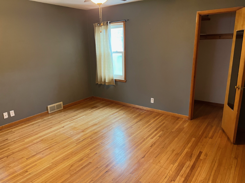 106 F St - Photo 3 of 5