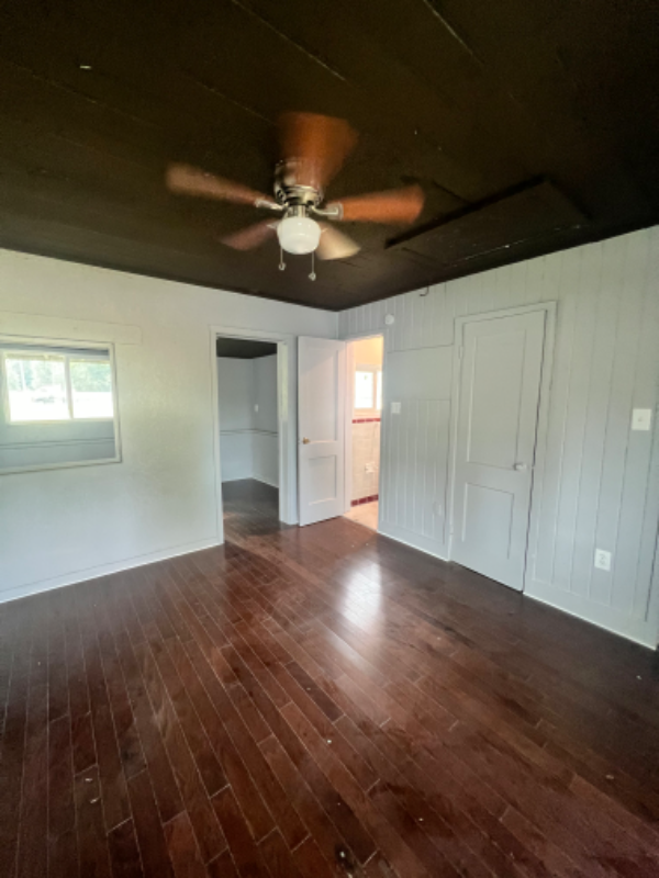 8010 Se Us Hwy #2A - Photo 3 of 7