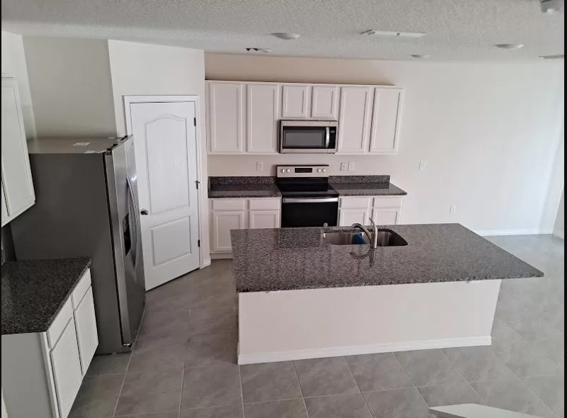 5331 Timberland Ave - Photo 2 of 5