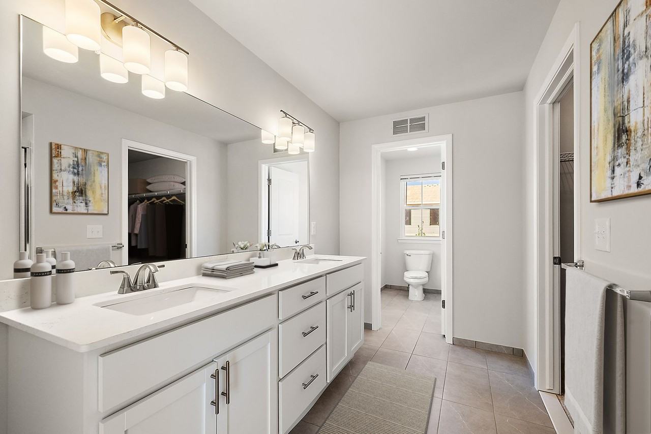 Parkways of Auburn Hills - Photo 6 of 21