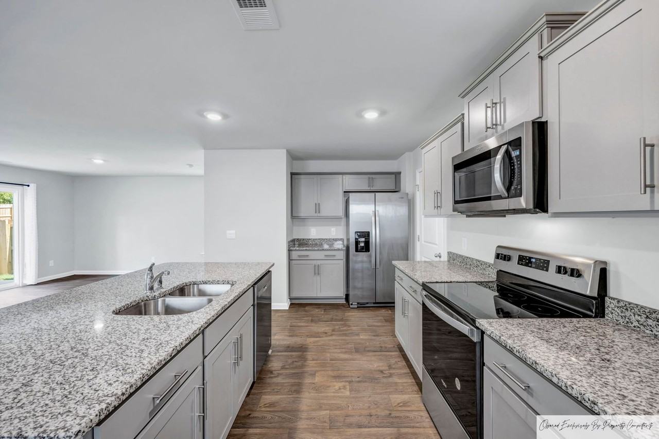 2128 Elmridge Rd - Photo 4 of 35