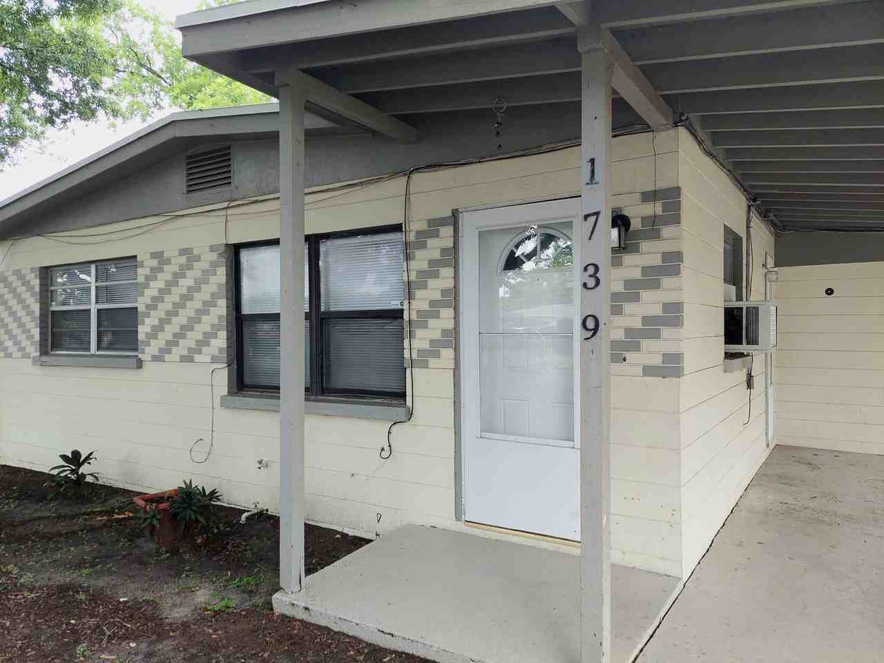 1739 Bayview Dr - Photo 2 of 33