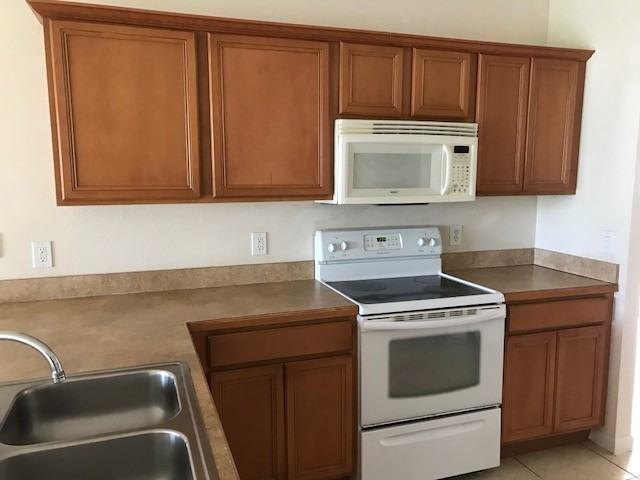 4150 Millicent Cir - Photo 3 of 6