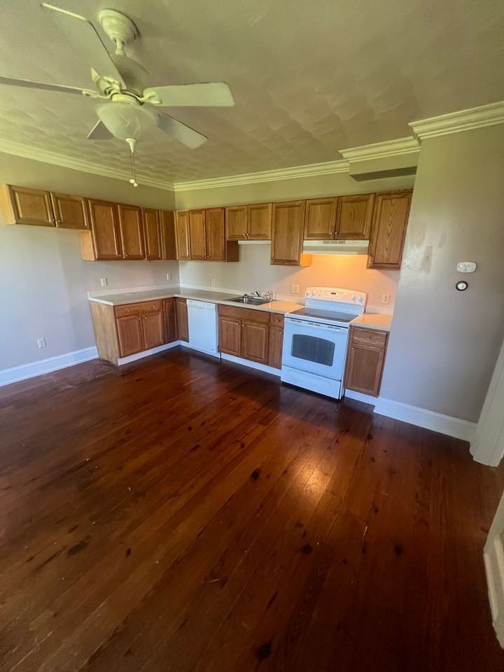 39 CHESTNUT - Photo 3 of 9