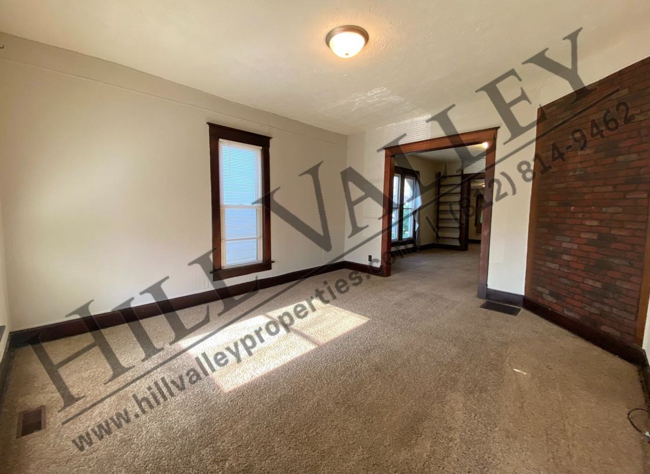 229 S 17th St - Photo 2 of 14