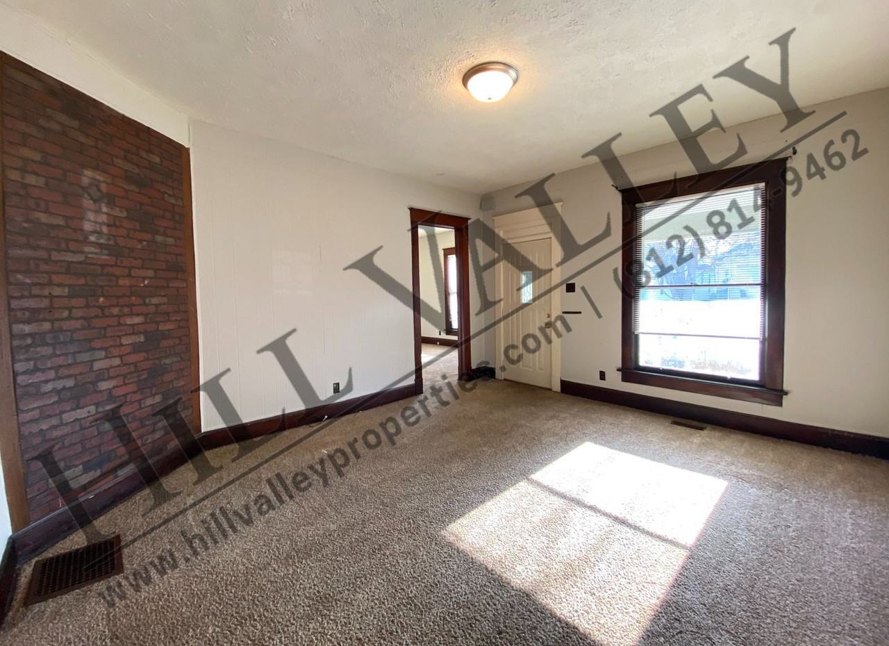 229 S 17th St - Photo 3 of 14