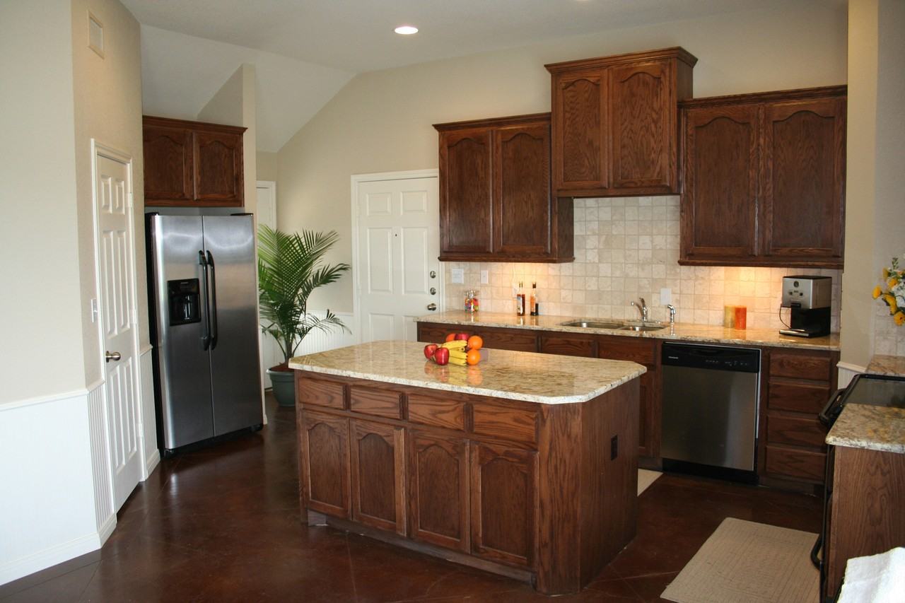 9800 Salem Way Unit B - Photo 3 of 13