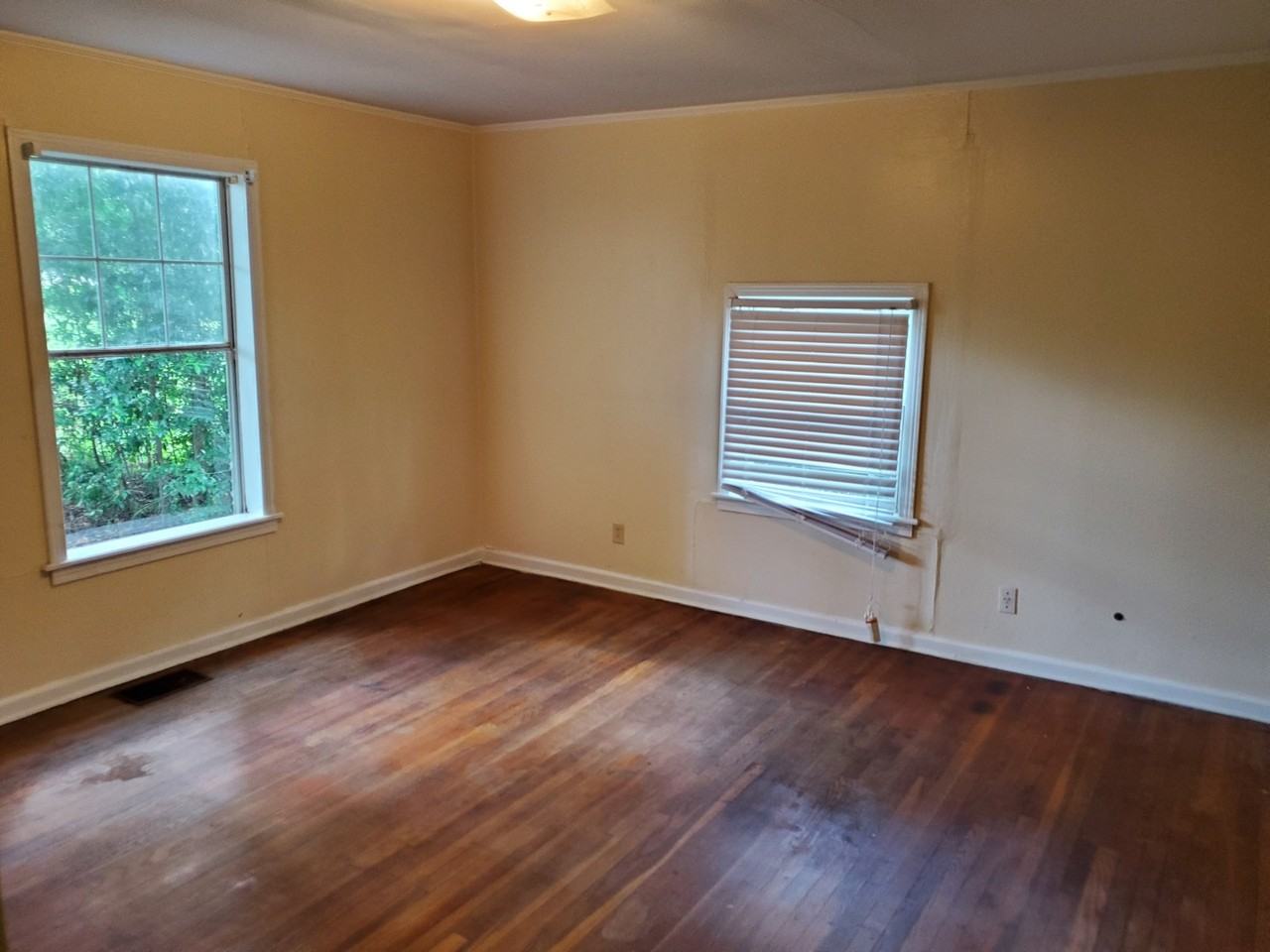 5331 Fairfax Ave - Photo 5 of 7