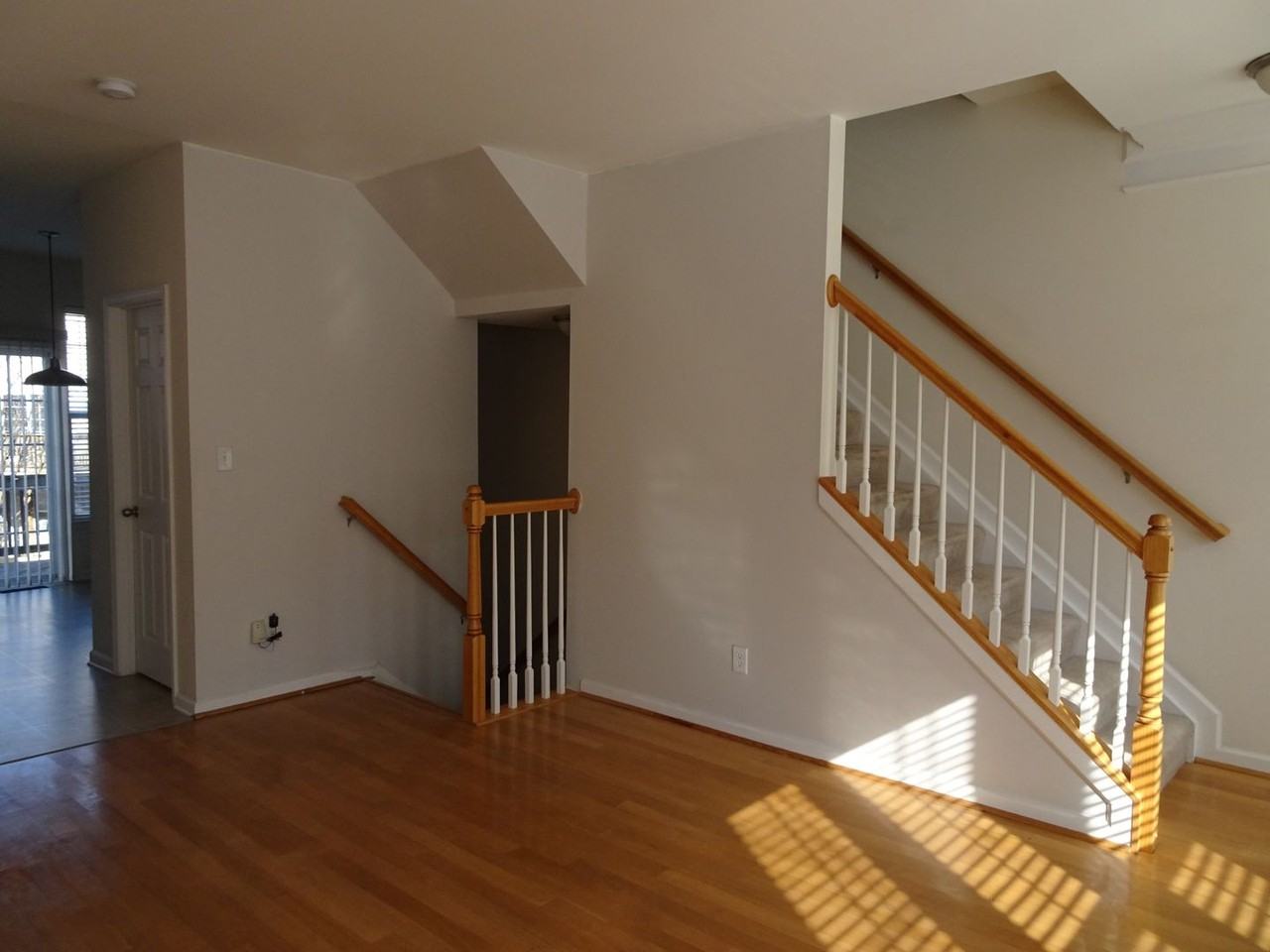 610 Jessica Cir - Photo 3 of 13
