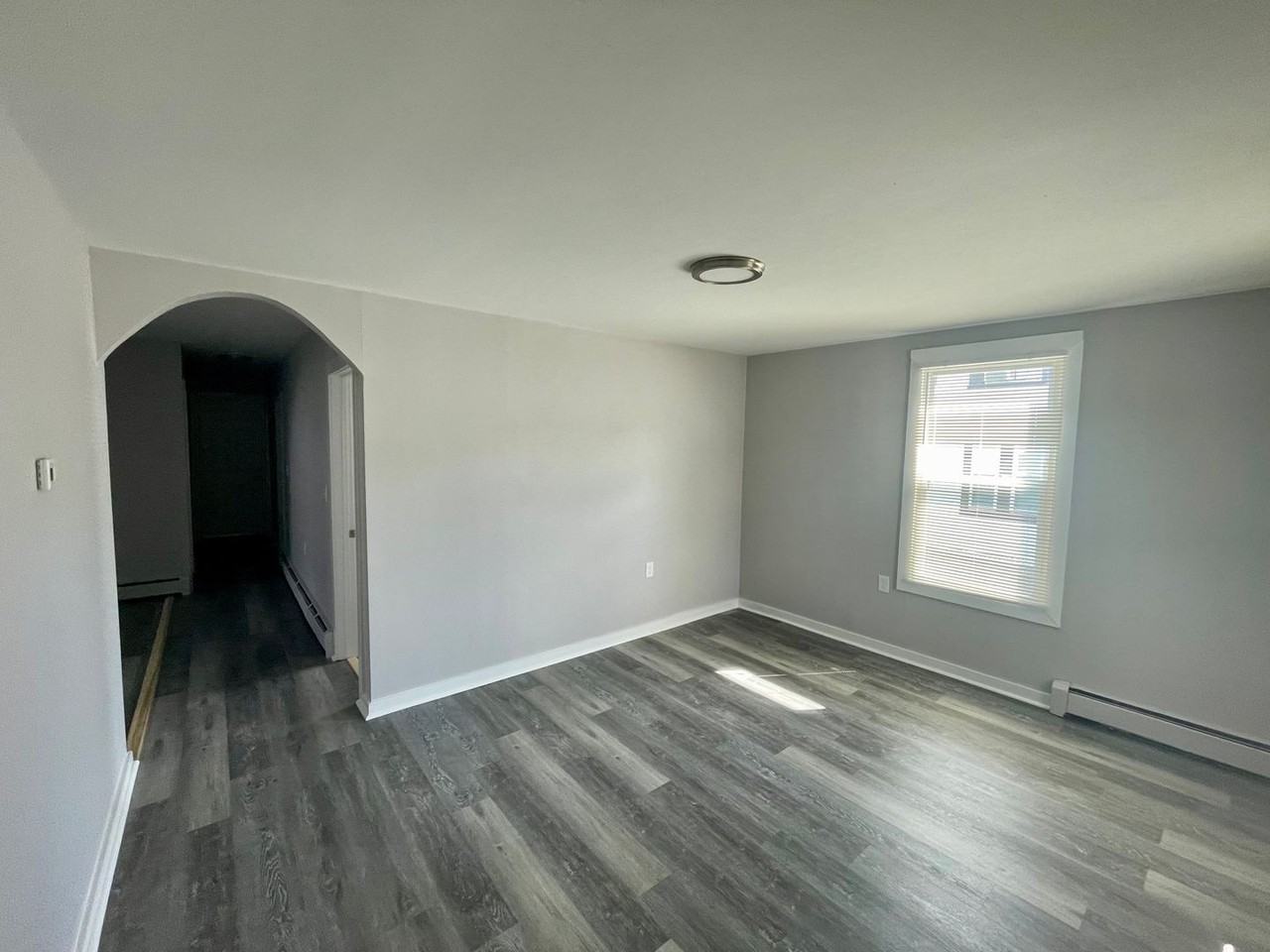 82-84 West Coit - Photo 2 of 18