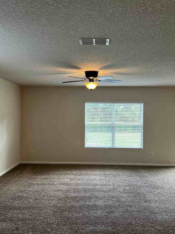 232 Brooklet Cir - Photo 5 of 18