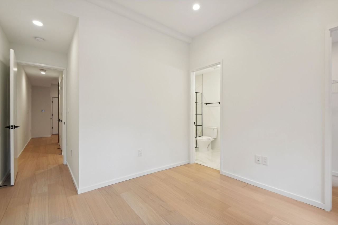424 M St Nw #2 - Photo 5 of 14