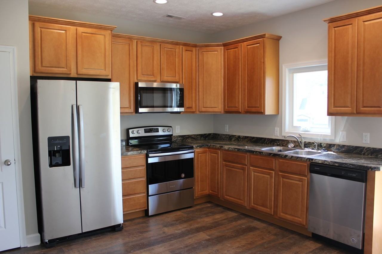 171 Cedar Point Ln - Photo 4 of 14
