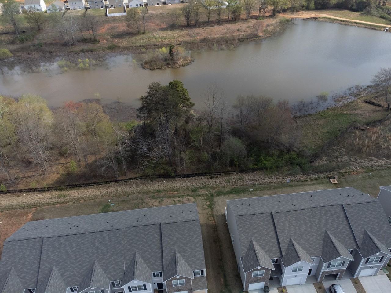 107 Sunriff Ct - Photo 2 of 31