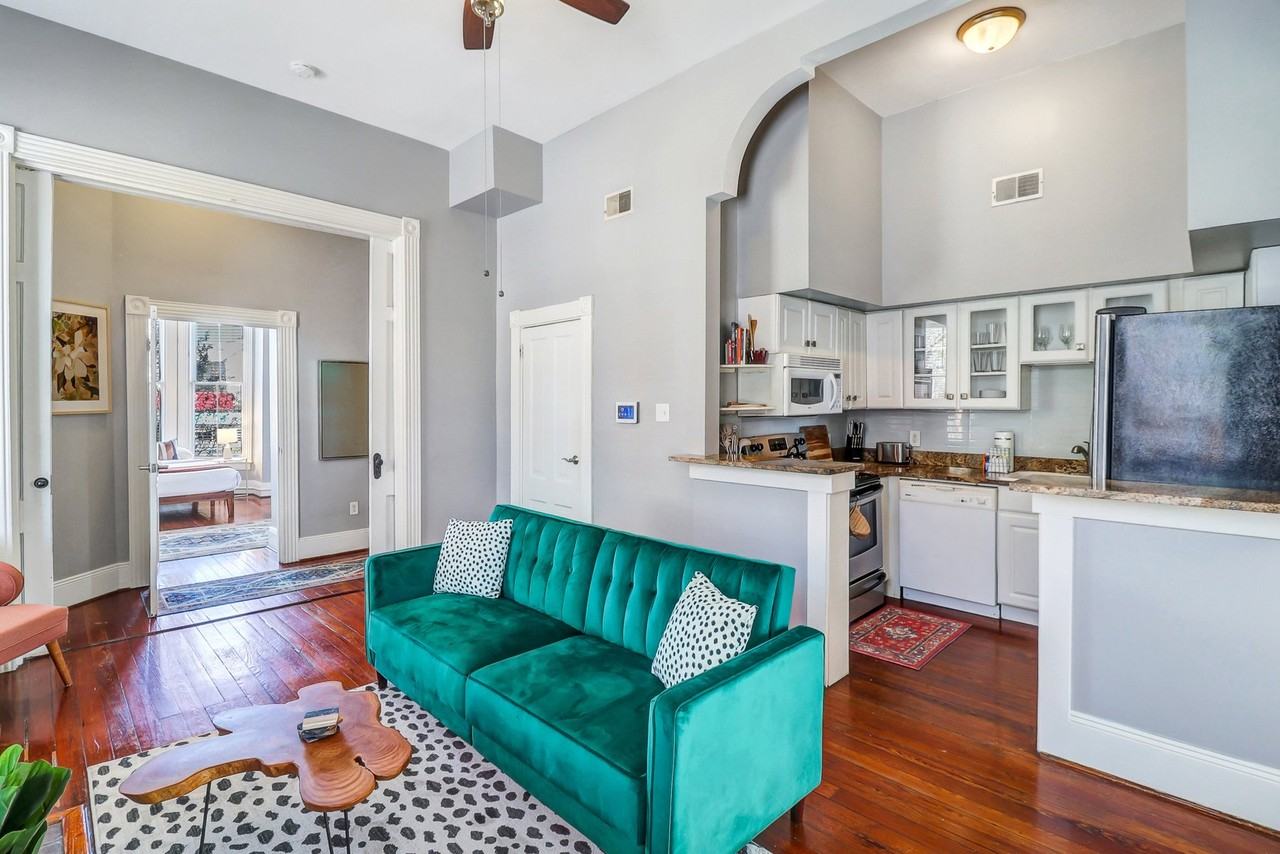 201 E Duffy St #B - Photo 6 of 25