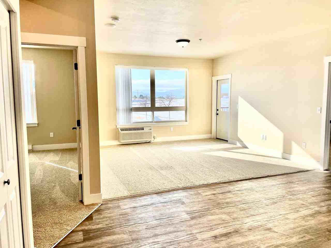 5318 Elyn Loop #107