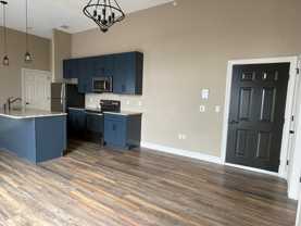 245 W Broad St #202 - Photo 1 of 1