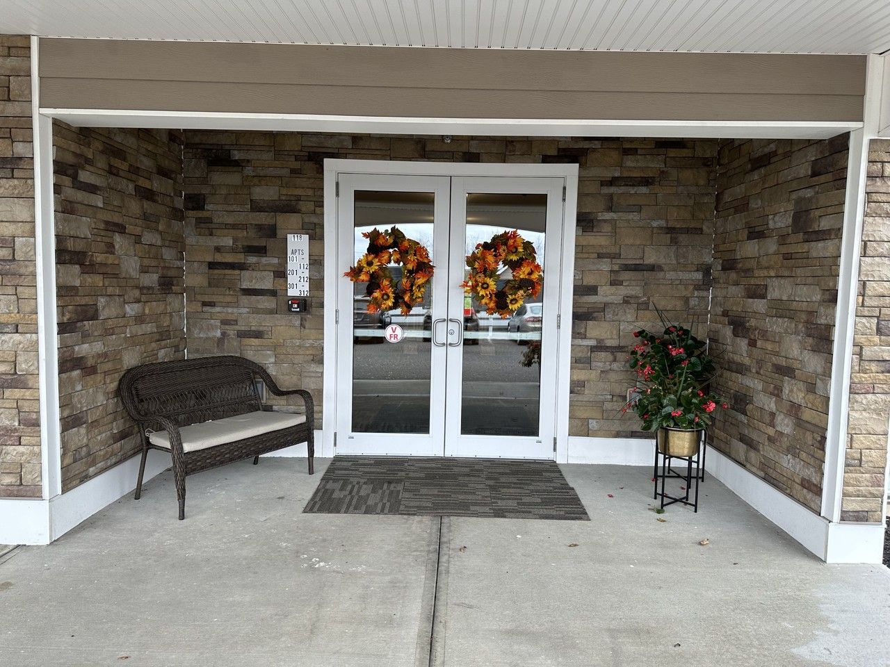 118 Copeland Ct #104 - Photo 2 of 27