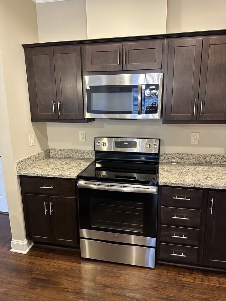118 Copeland Ct #104 - Photo 6 of 27