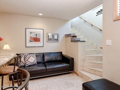 333 W Main St #B - Photo 3 of 8