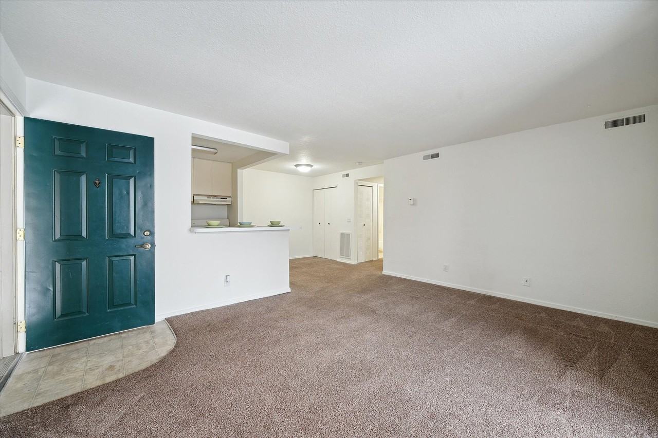 Lakeside Park - Photo 7 of 50