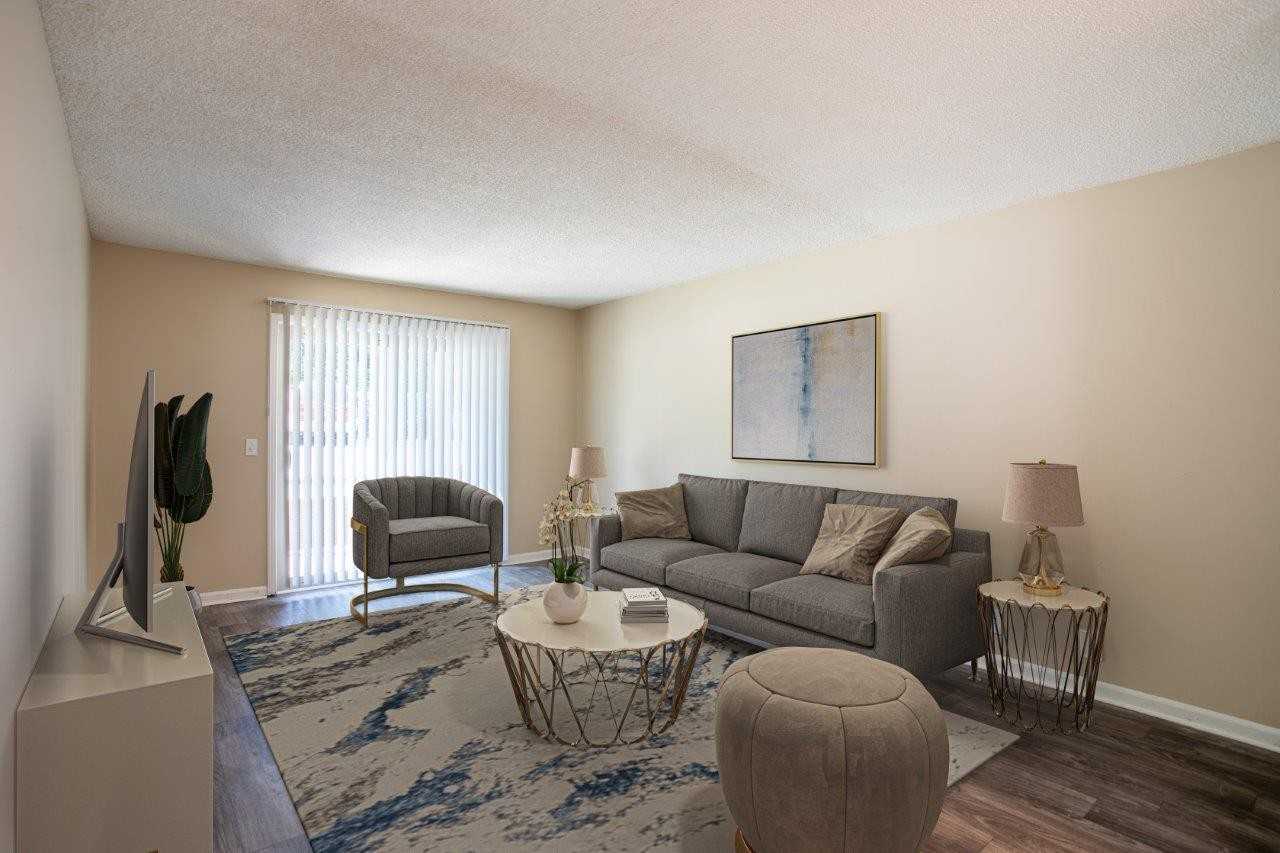 Hickory Creek Apartment and Townhomes - Photo 6 of 25