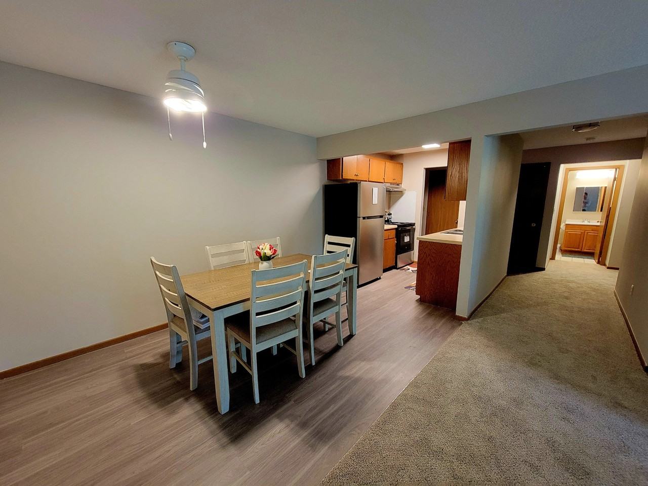 Silver Pines - Photo 6 of 15