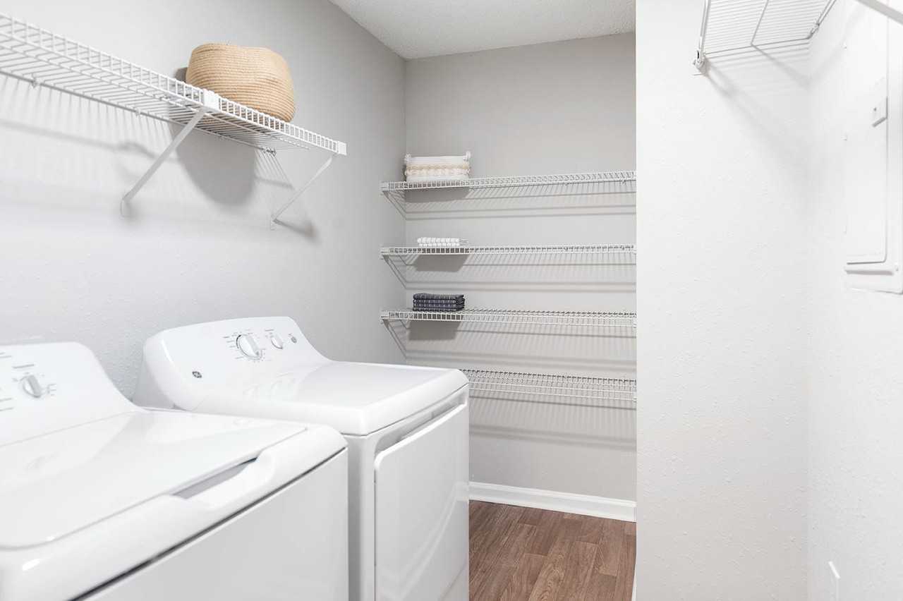 Station Heights - Photo 7 of 18