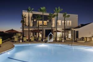 featured image of 1020 Kawana Springs Rd