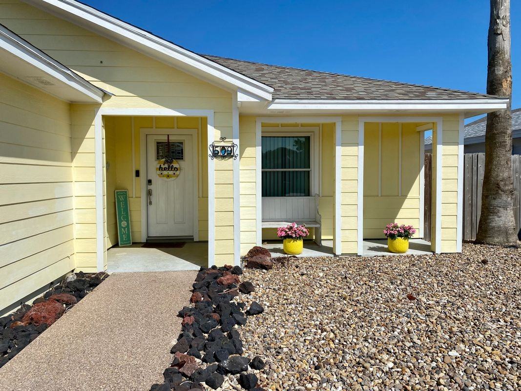 509 Lighthouse Channel - Photo 2 of 22