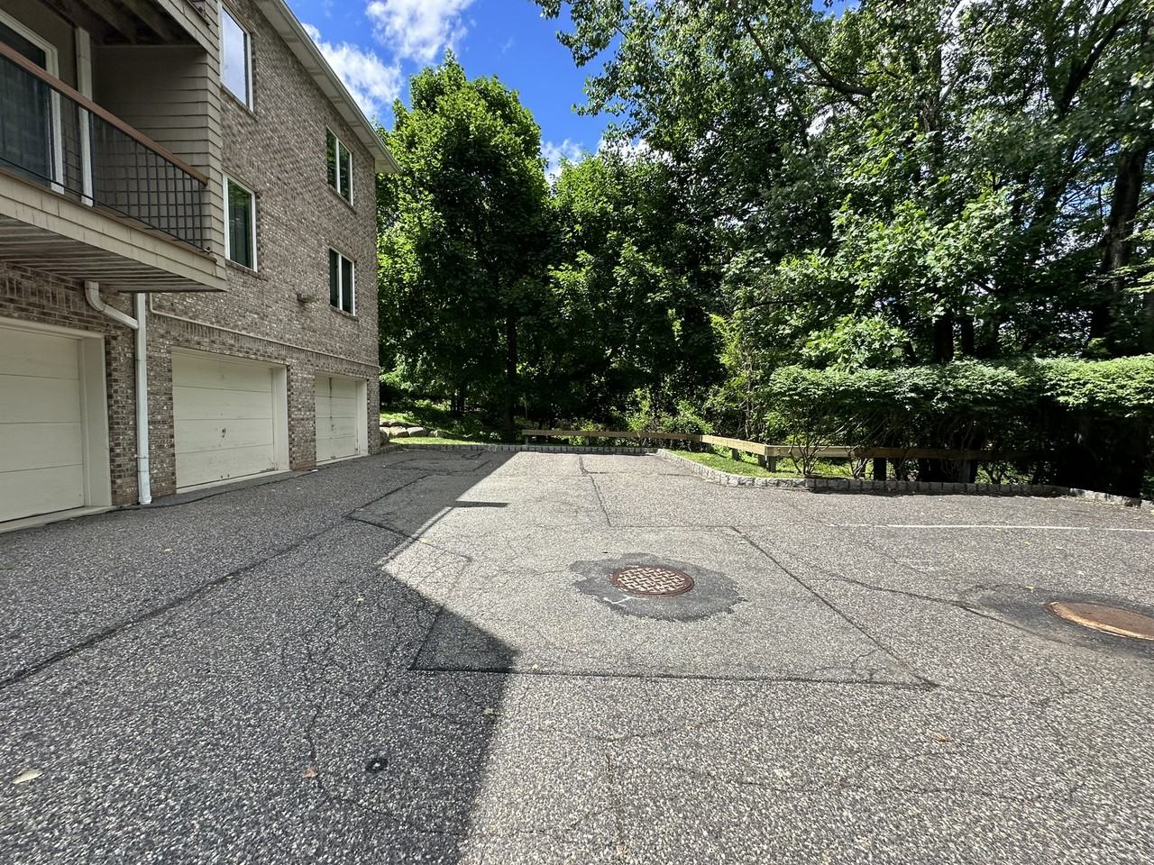 3 Parkside Ter - Photo 2 of 26