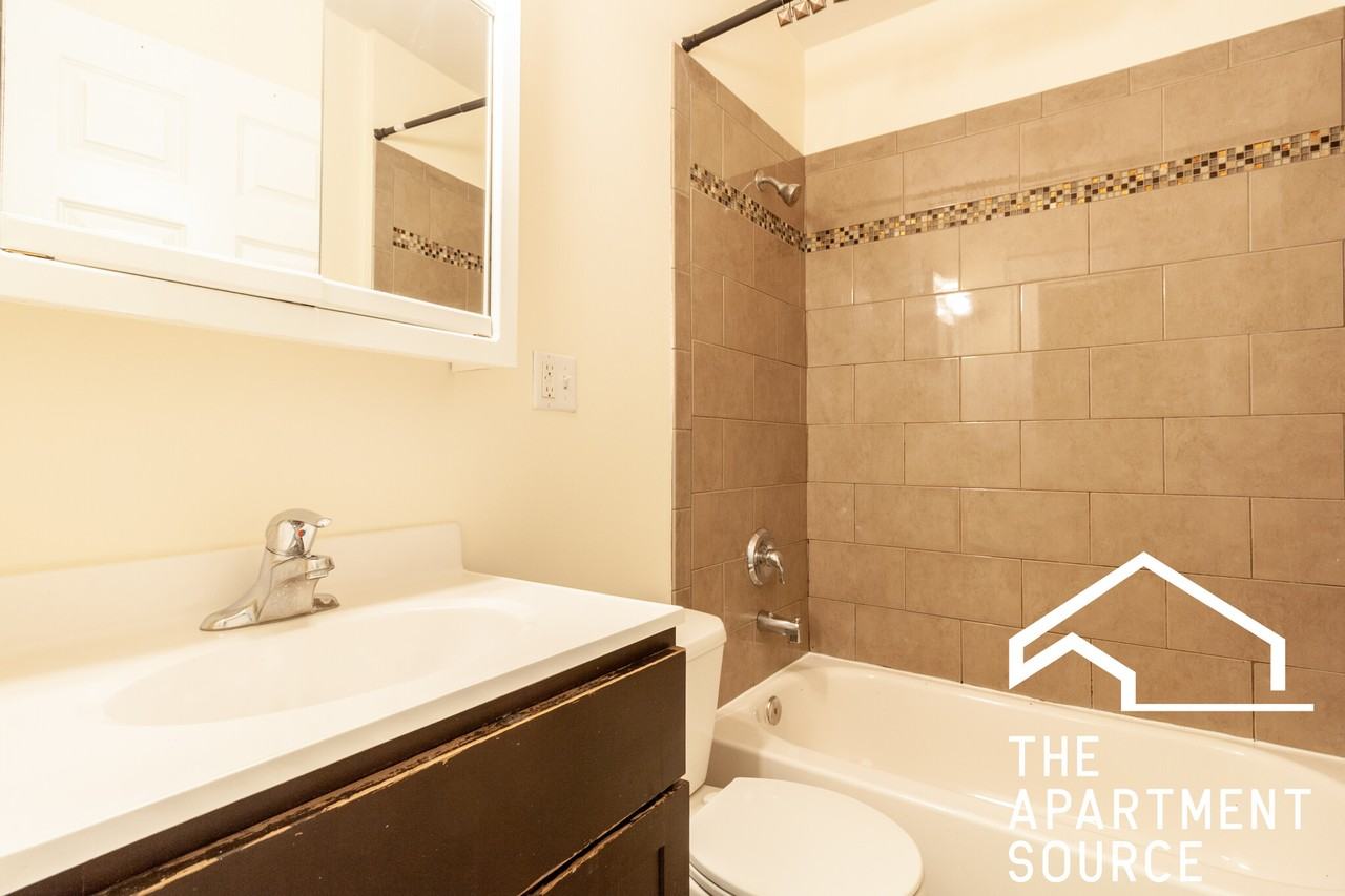 877 W Lill Ave #D1 - Photo 7 of 15