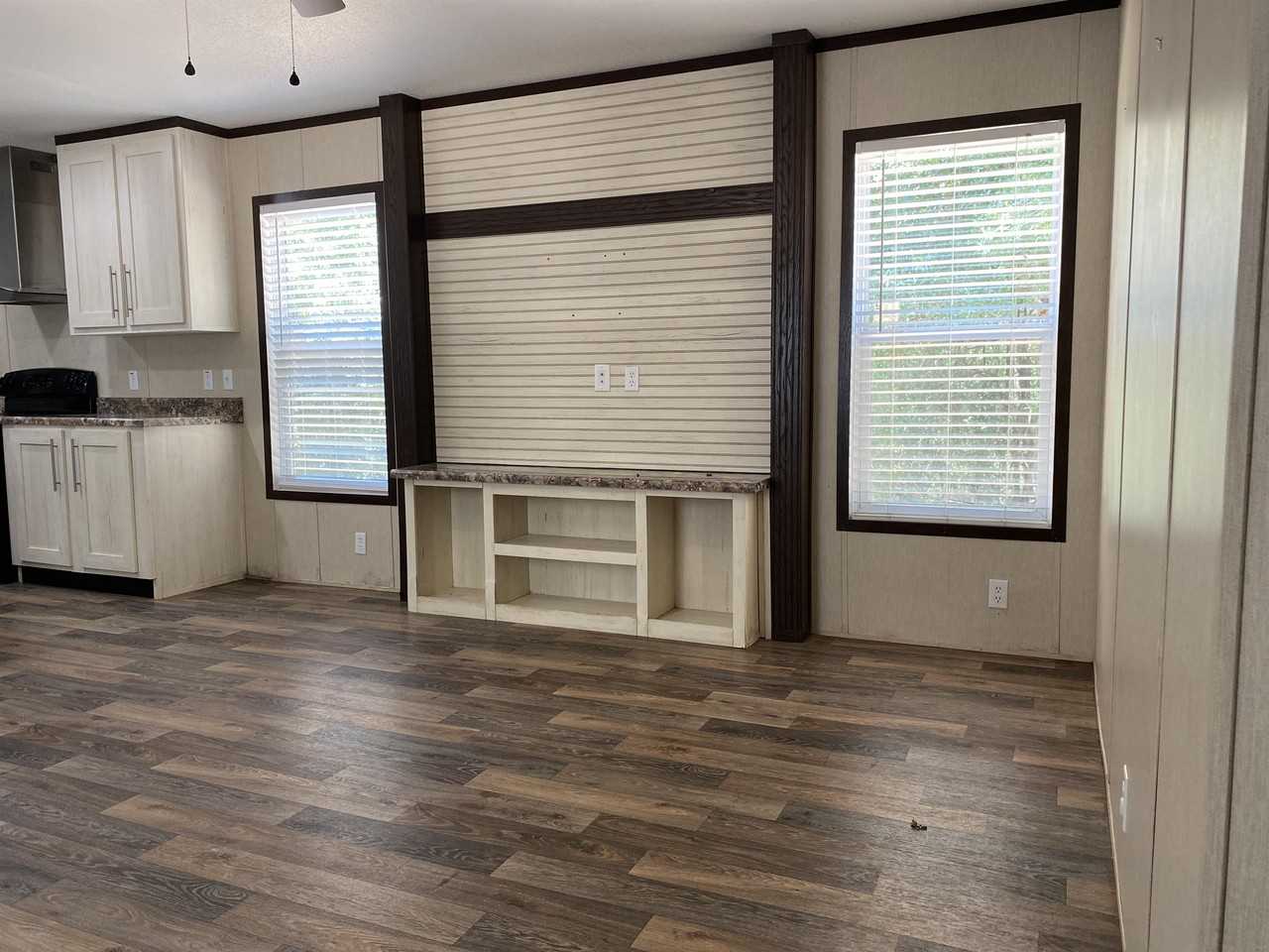 5338 Olin Merritt St #1 - Photo 3 of 12