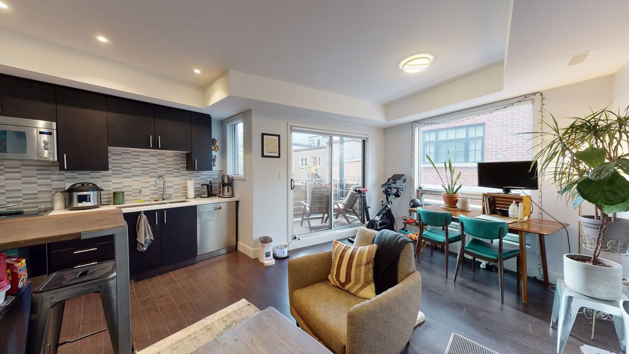 332 High Park Avenue #203 - Photo 3 of 22