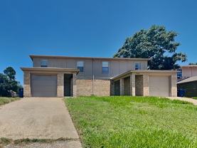 852 Nw Summercrest Blvd #B - Photo 1 of 1