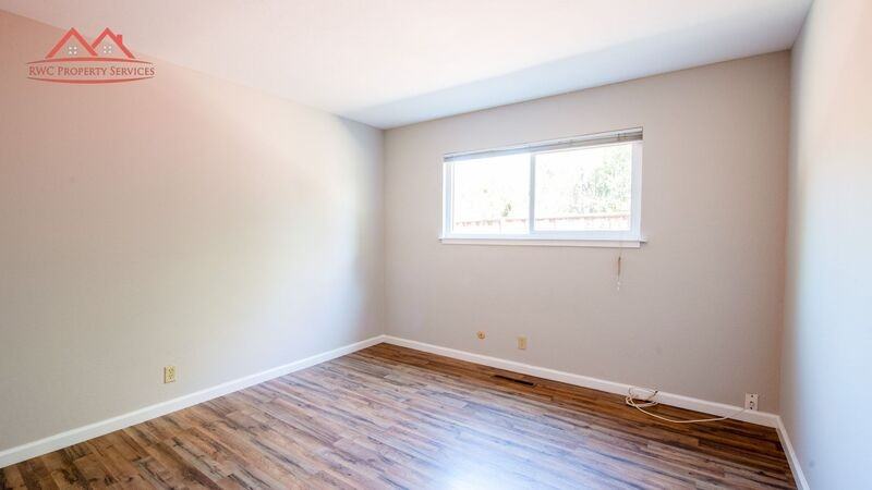 5160 Westdale Dr #2 - Photo 7 of 11