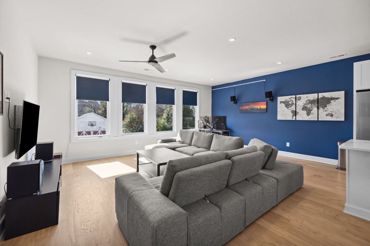 1553 Pinecrest Avenue #1 - Photo 3 of 50
