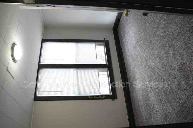 307 Jefferson Ave - Photo 3 of 6