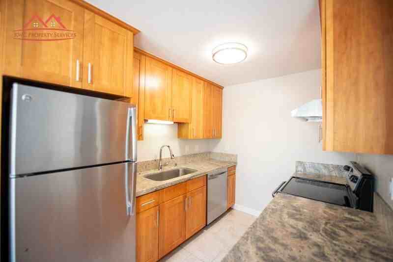 229 Greendale Way #2 - Photo 5 of 14