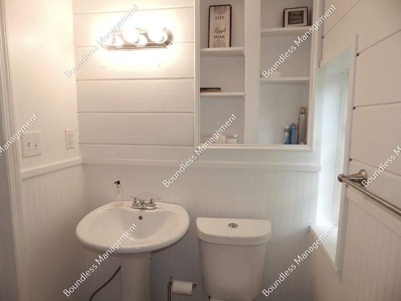 1410 Jefferson Avenue - Photo 5 of 12