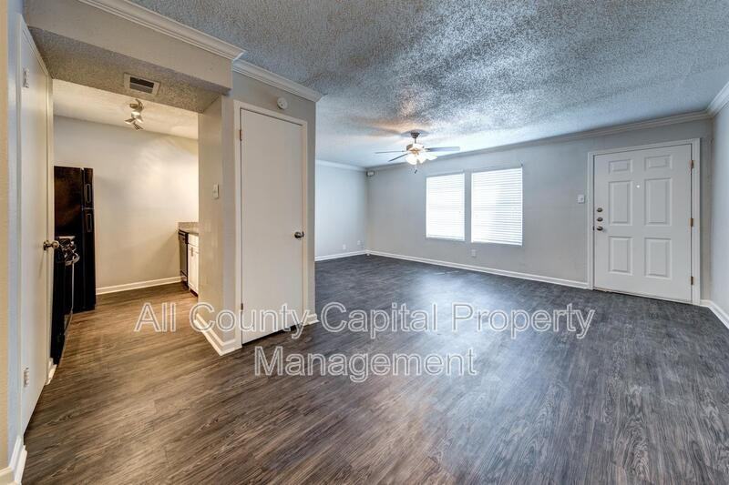 5426 Menchaca Rd #208 - Photo 3 of 4