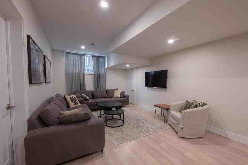 130 Student Rental:Chippewa Avenue - Photo 2 of 12