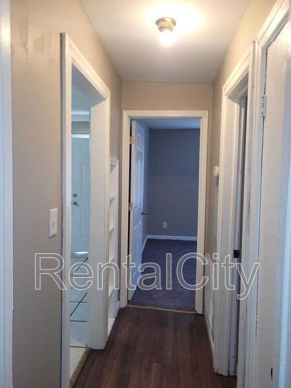 1502 Lewis Ave - Photo 3 of 13