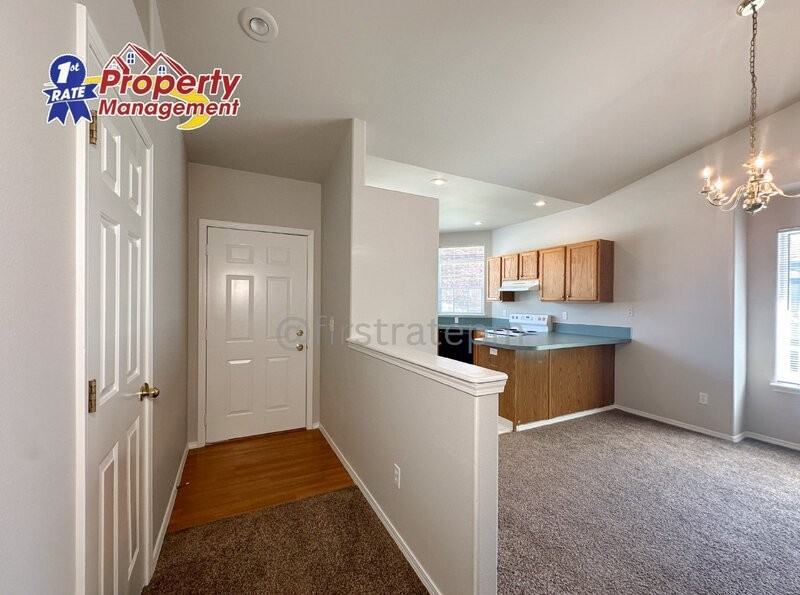 7315 N Parkcrest Ave - Photo 3 of 25