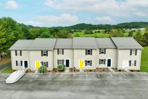 featured image of 2637 Highwayw #13