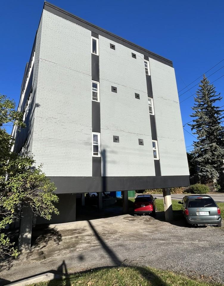 229 205-229 Edmund Street #205 - Photo 2 of 3