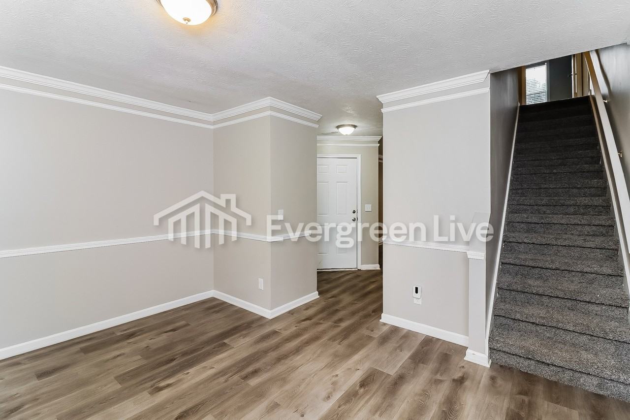 3774 Cress Way Dr - Photo 4 of 18